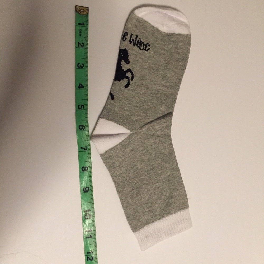 !!LAST PAIR!! Before Wine / After Wine Horse Socks - Picture 7 of 8